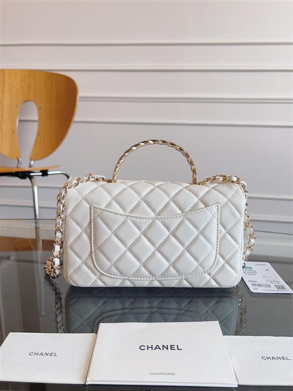 2026131222438745 700